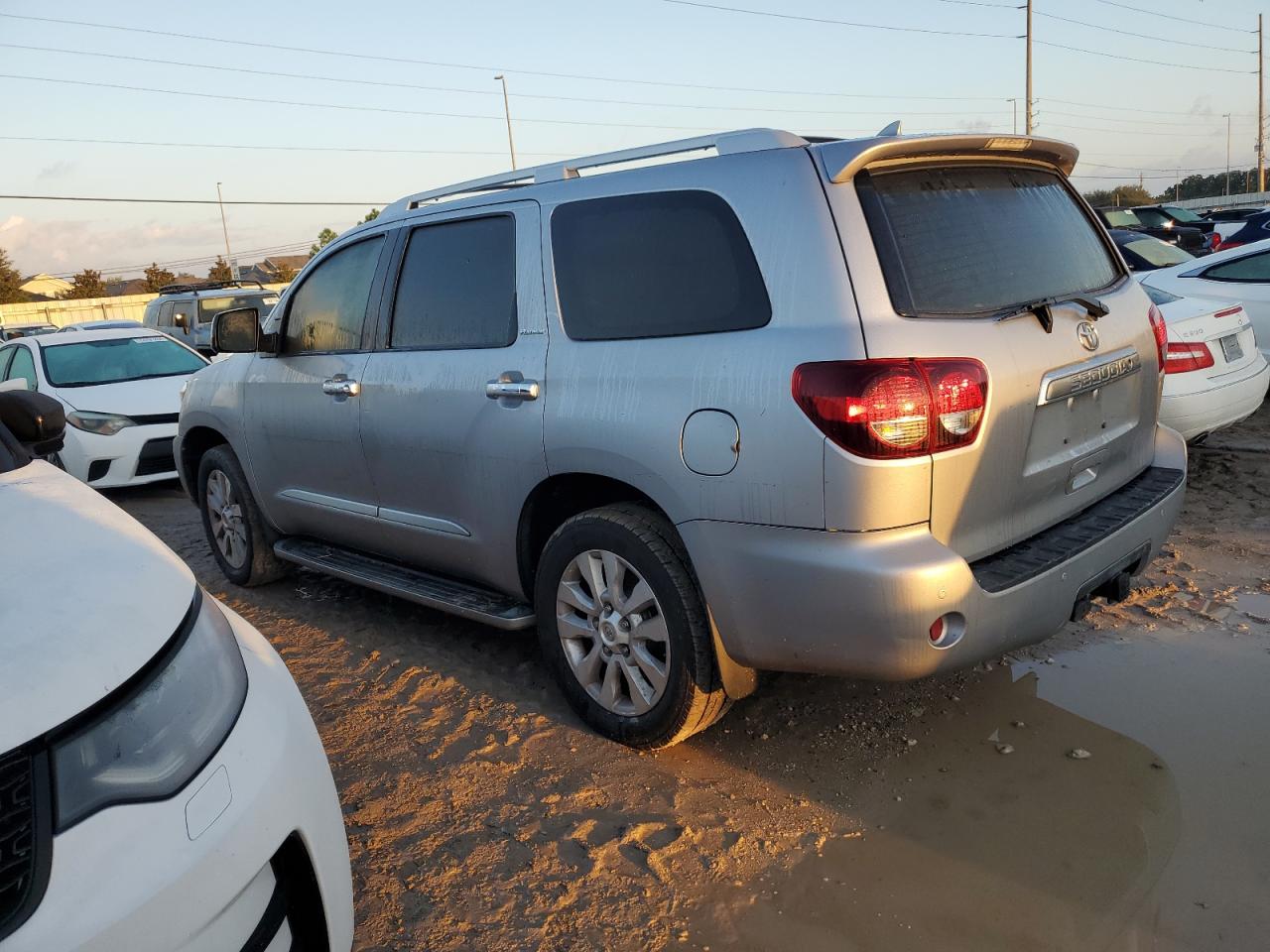 2018 Toyota Sequoia VIN 5TDYY5G14JS070056 Copart auction photo, water/flood damage thumbnail 2