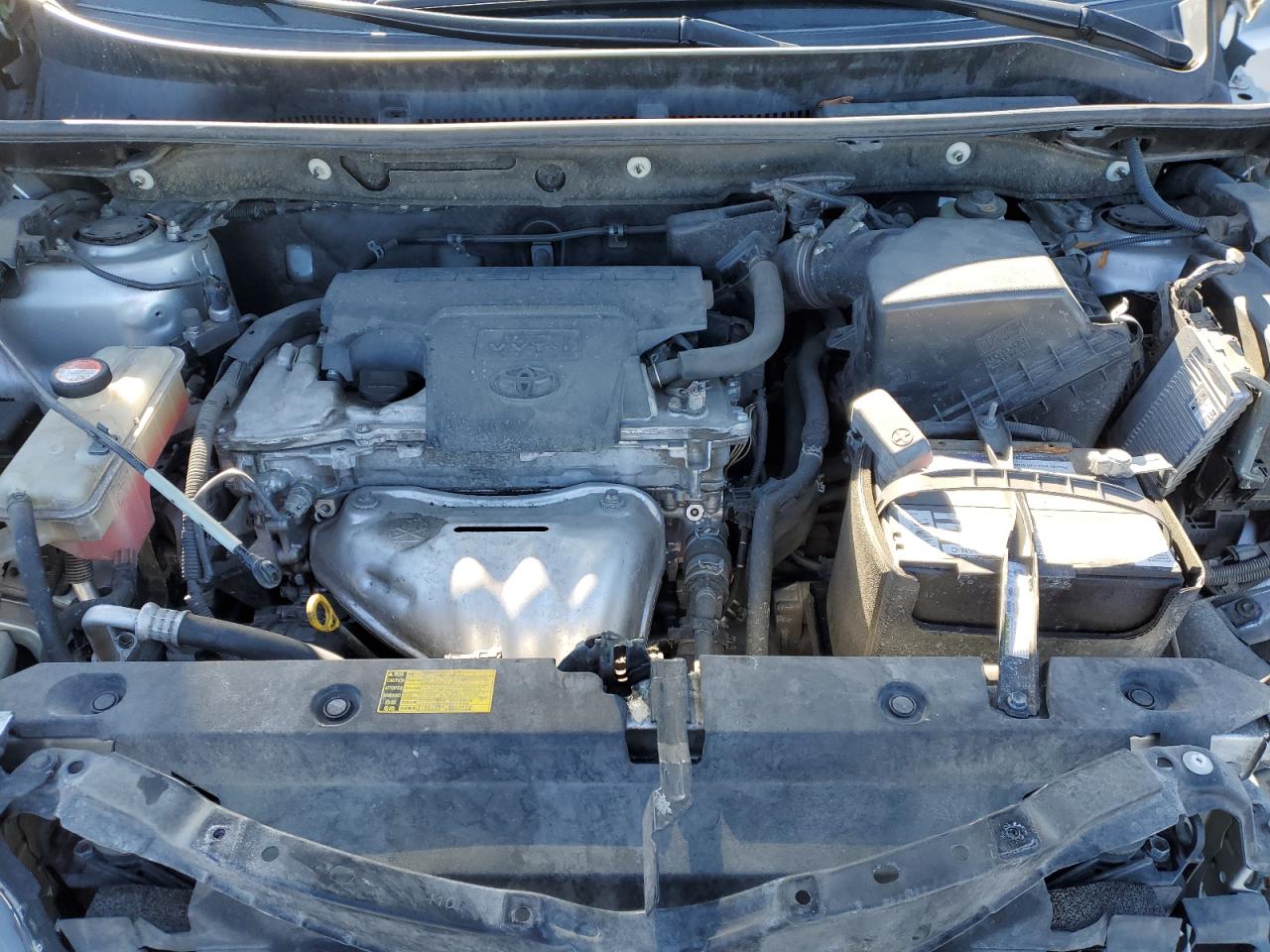 2015 Toyota RAV 4 VIN JTMBFREVXFJ024518 Copart auction photo, front end / side damage thumbnail 11