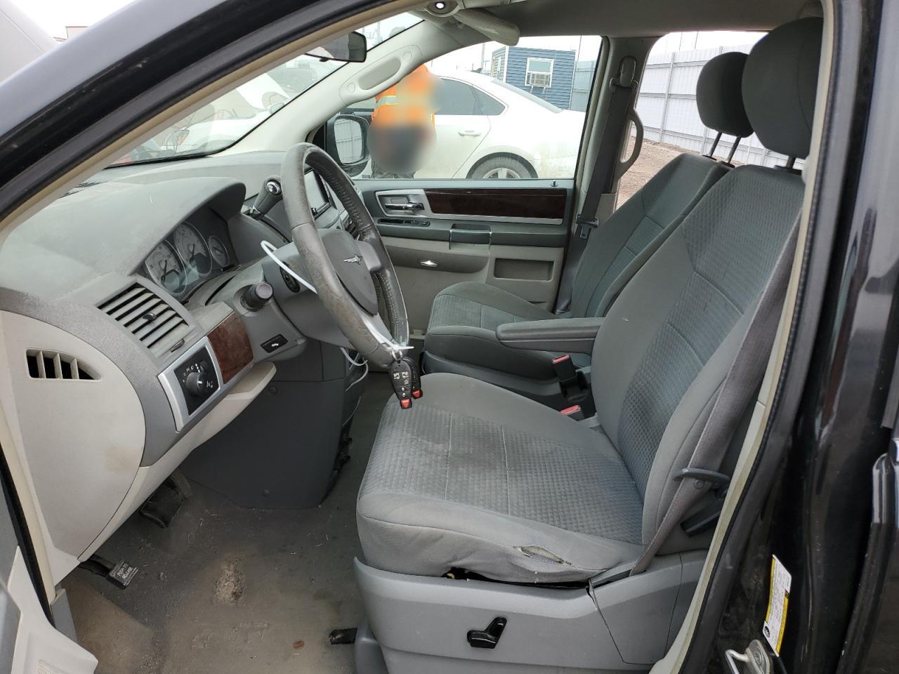 2009 Chrysler Town & Country VIN 2A8HR54109R665730 Copart auction photo, front end / rear end damage thumbnail 7