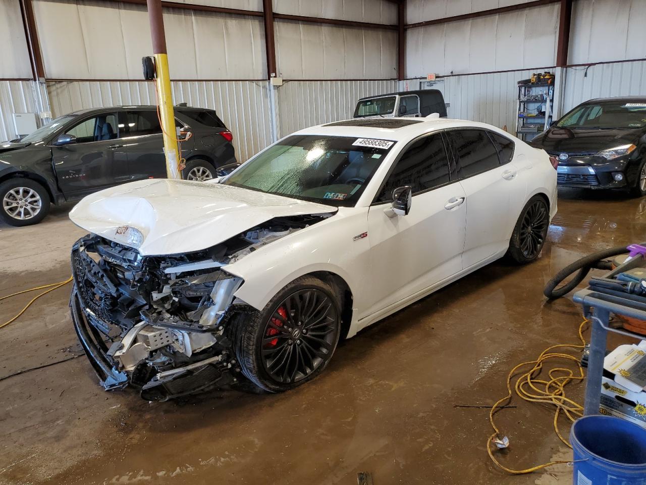 2022 Acura TLX VIN 19UUB7F04NA001490 - Copart auction photo