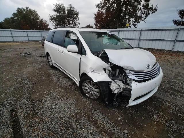 2012 Toyota Sienna VIN 5TDYK3DC3CS218325 Copart auction photo, front end damage thumbnail 11