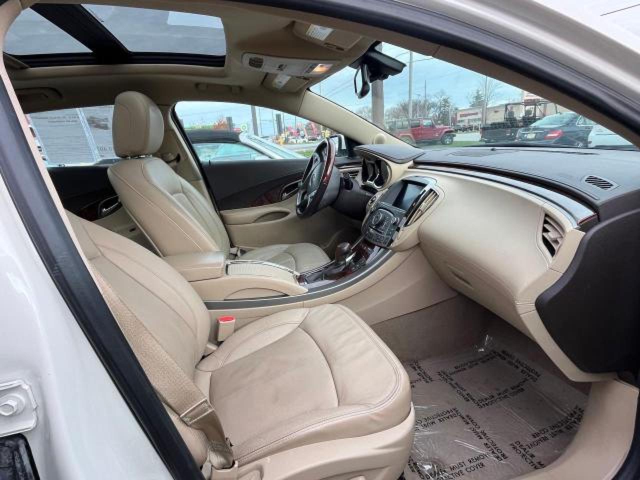 2013 Buick LaCrosse VIN 1G4GH5E37DF284670 Copart auction photo, normal wear / minor dent/scratches damage thumbnail 5