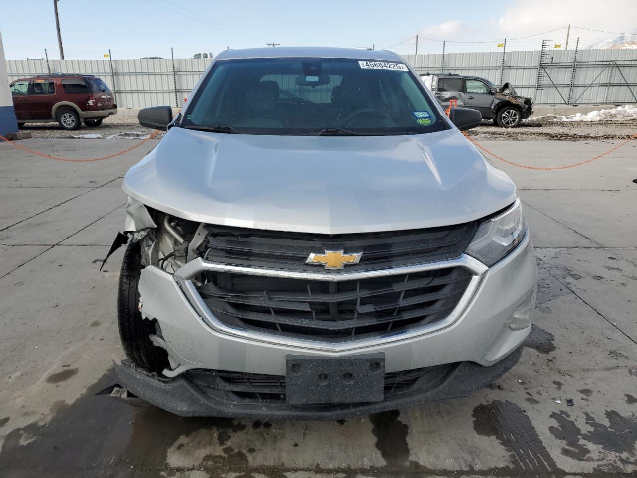 2021 Chevrolet Equinox VIN 3GNAXHEV0MS180041 Copart auction photo, front end / side damage thumbnail 5