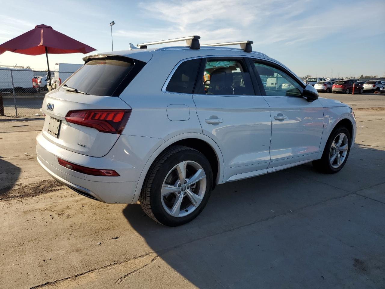2020 Audi Q5 VIN WA1ANAFY7L2037803 Copart auction photo, front end / rear end damage thumbnail 3