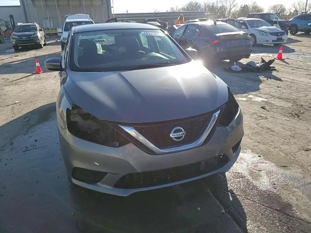 2019 Nissan Sentra VIN 3N1AB7AP1KY241497 Copart auction photo, front end / minor dent/scratches damage thumbnail 14