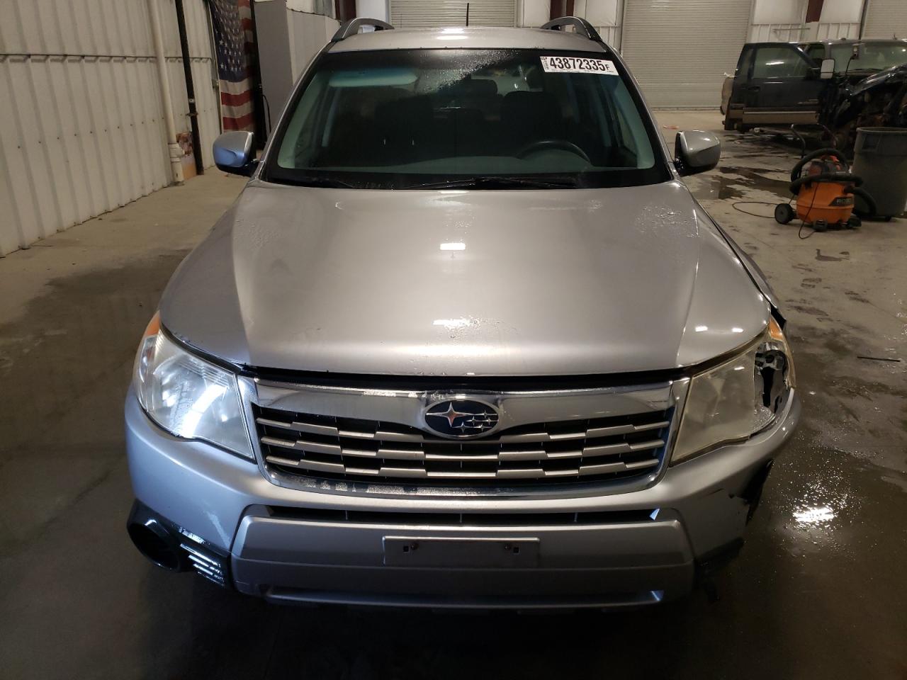 2010 Subaru Forester VIN JF2SH6BC8AH760841 Copart auction photo, front end / side damage thumbnail 5
