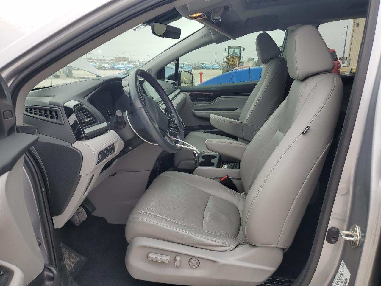 2019 Honda Odyssey VIN 5FNRL6H91KB125405 Copart auction photo, rear end damage thumbnail 7