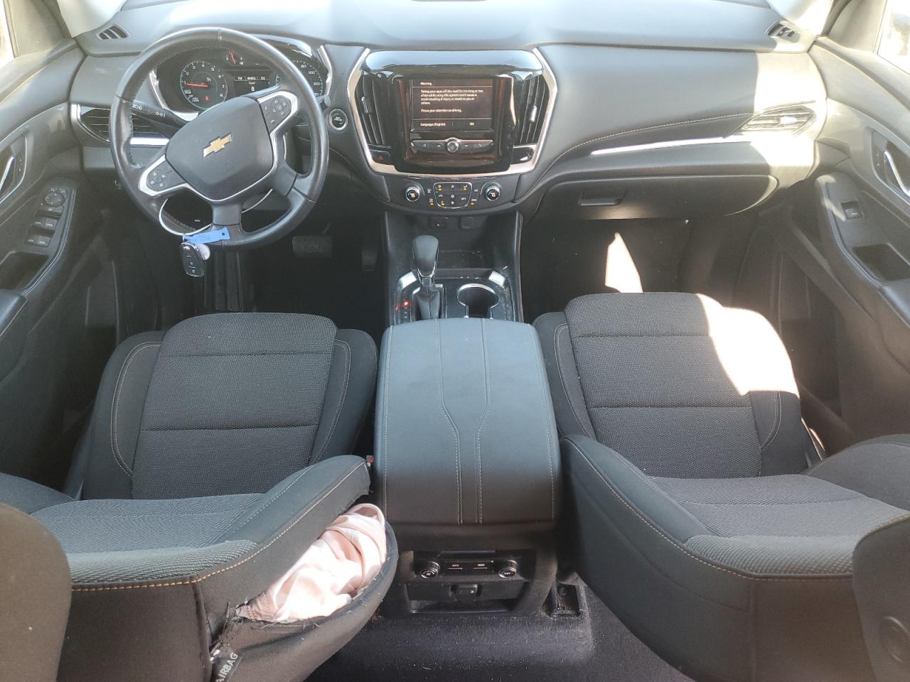2021 Chevrolet Traverse VIN 1GNERGKW3MJ106066 Copart auction photo, front end / side damage thumbnail 8
