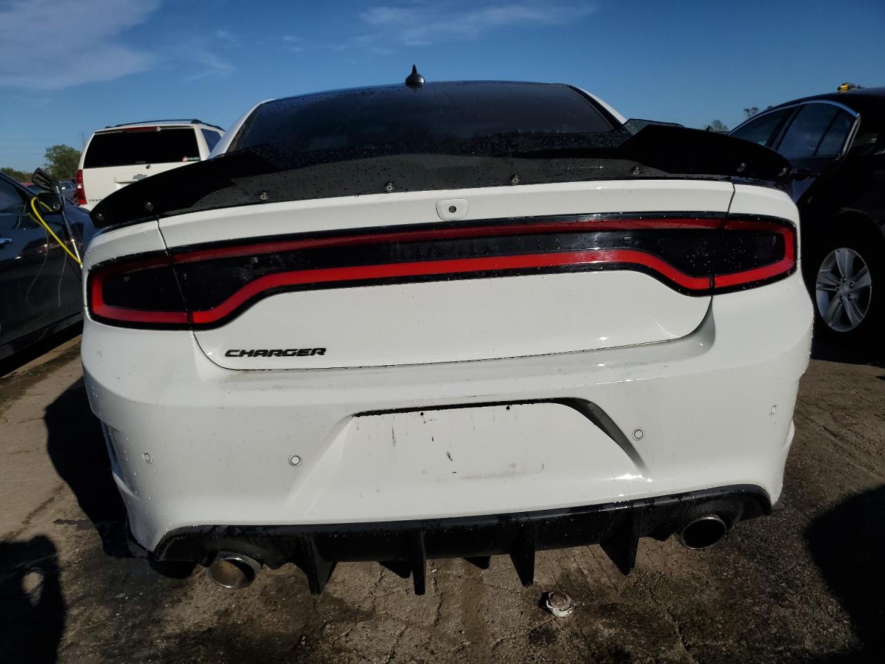 2021 Dodge Charger VIN 2C3CDXCT7MH576464 Copart auction photo, vandalism damage thumbnail 6