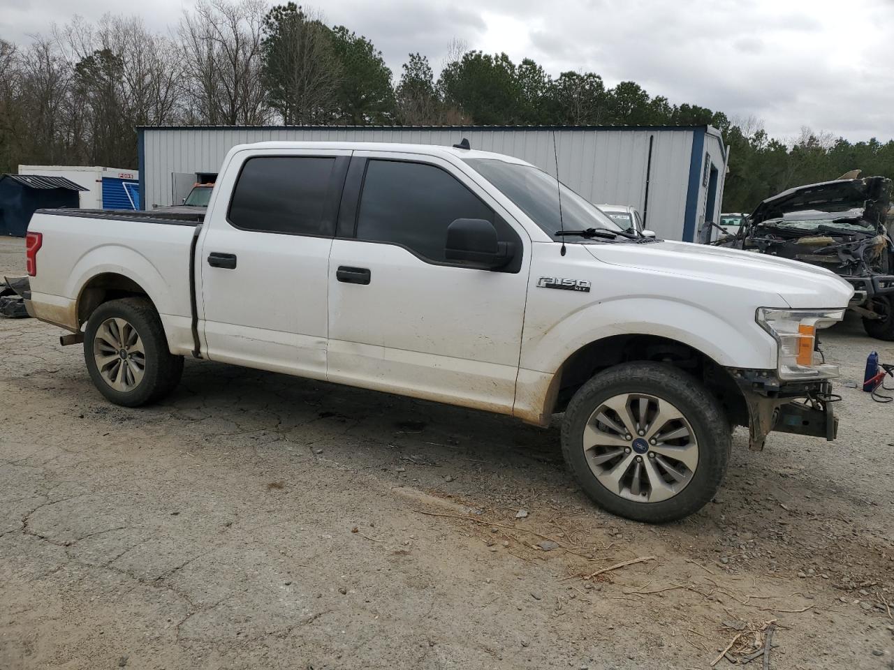 2019 Ford F-150 VIN 1FTEW1C56KKC37939 Copart auction photo, front end / minor dent/scratches damage thumbnail 4