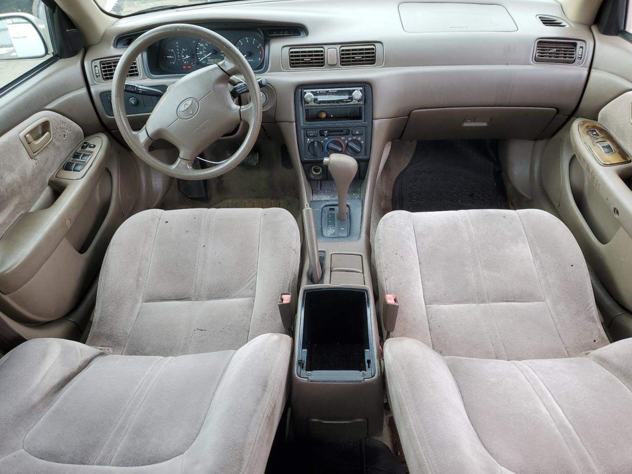 1998 Toyota Camry VIN 4T1BG22K1WU312209 Copart auction photo, front end / rear end damage thumbnail 8