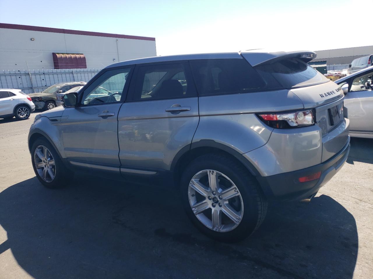 2013 Land Rover Range Rover VIN SALVR2BG7DH779513 Copart auction photo, vandalism damage thumbnail 2