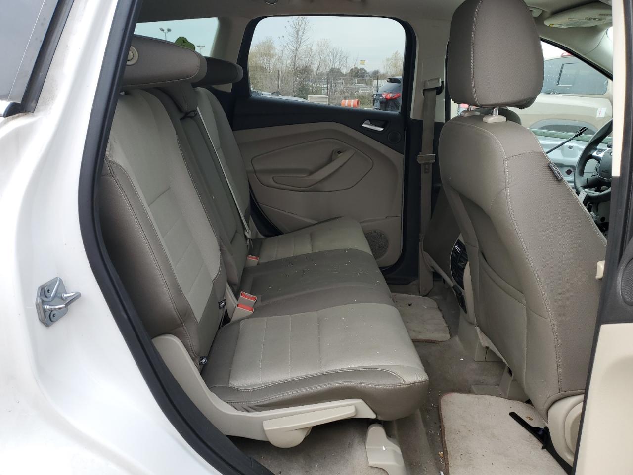 2016 Ford Escape VIN 1FMCU0G9XGUC64539 Copart auction photo, front end / minor dent/scratches damage thumbnail 11