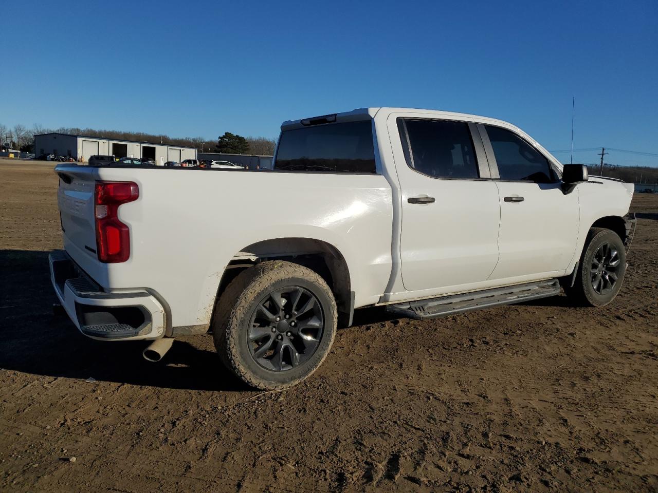2020 Chevrolet Silverado VIN 3GCPWBEH5LG198307 Copart auction photo, front end / minor dent/scratches damage thumbnail 3