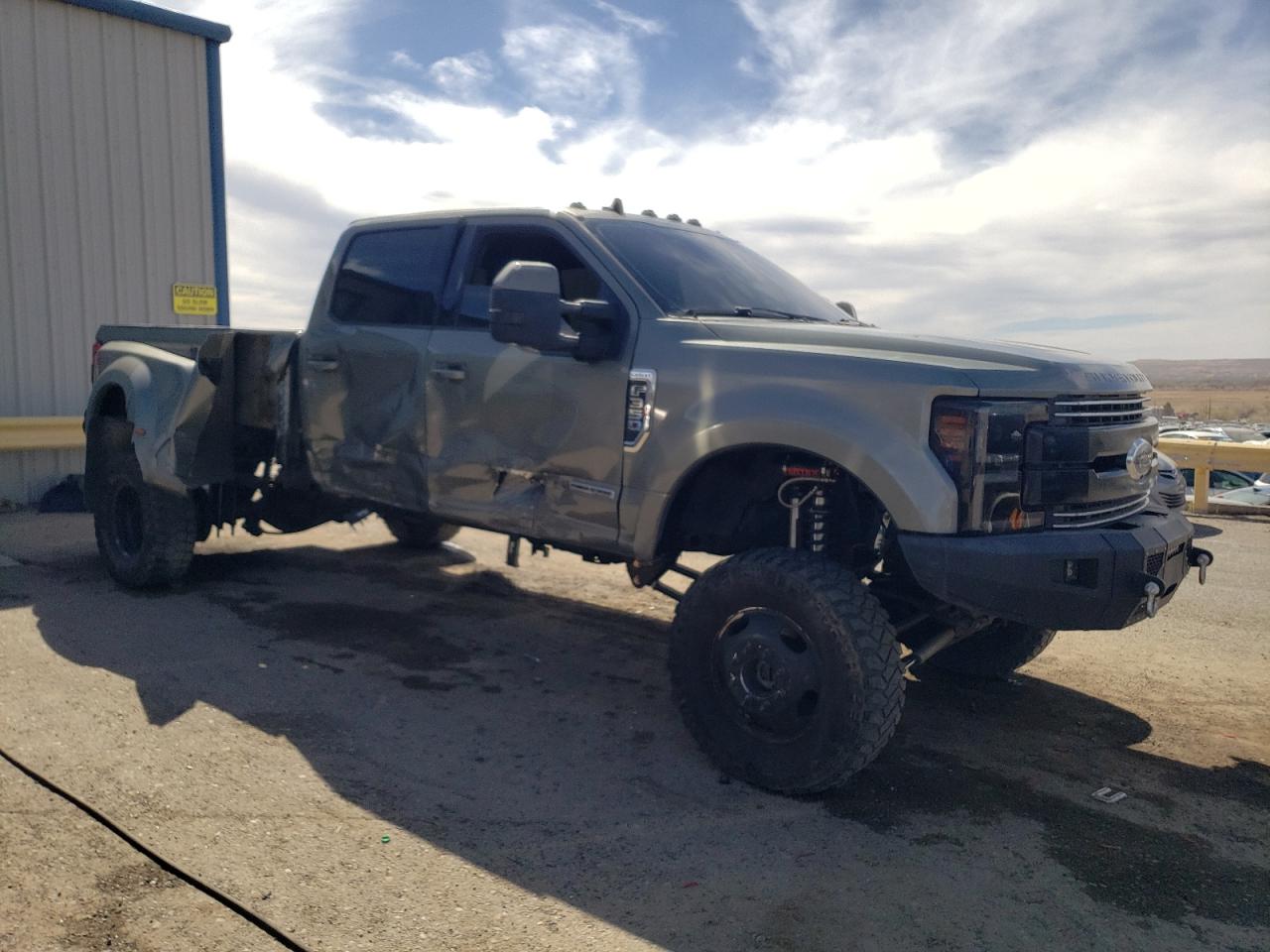 2019 Ford F350 VIN 1FT8W3DT6KEC06100 Copart auction photo, side damage thumbnail 4
