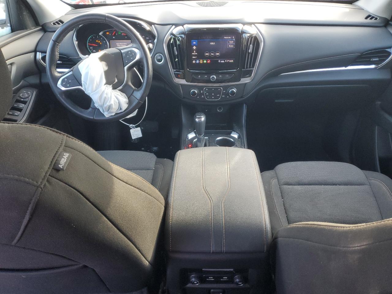2020 Chevrolet Traverse VIN 1GNERGKW7LJ210686 Copart auction photo, front end damage thumbnail 8
