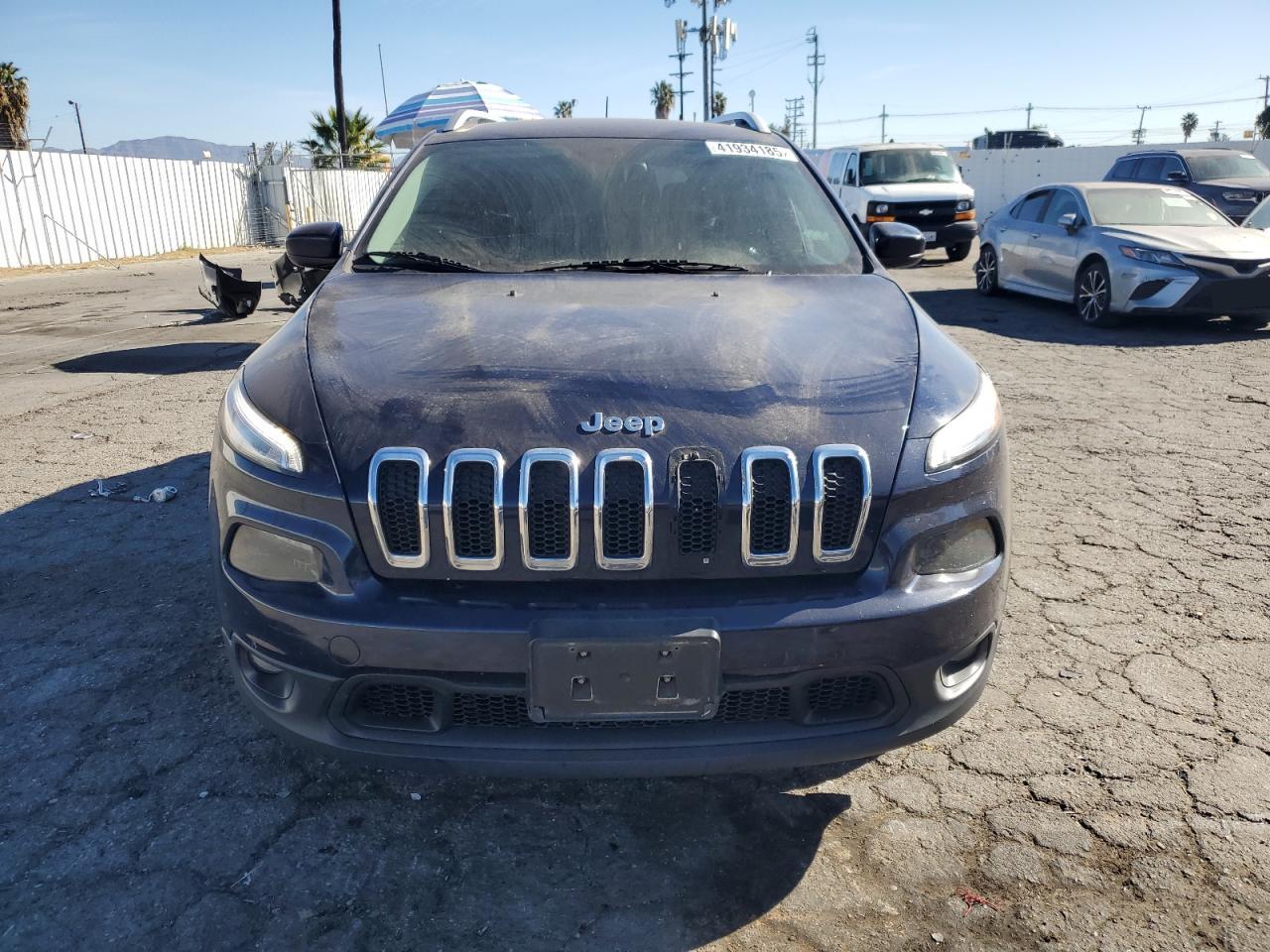 2015 Jeep Grand Cherokee VIN 1C4PJMCS9FW512619 Copart auction photo, side / minor dent/scratches damage thumbnail 5