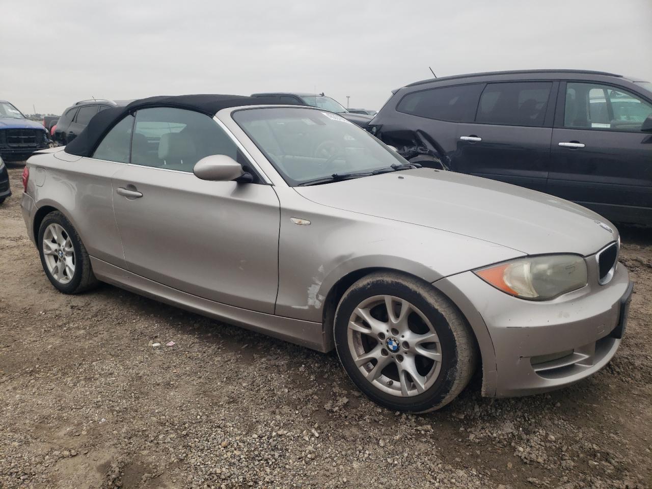 2009 BMW 1er VIN WBAUL73519VJ75377 Copart auction photo, rear end / minor dent/scratches damage thumbnail 4