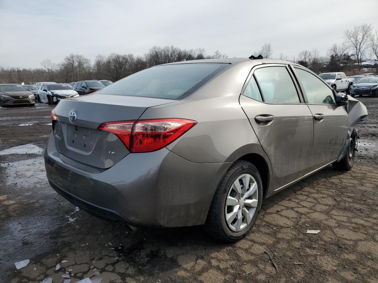 2019 Toyota Corolla VIN 2T1BURHE7KC161911 Copart auction photo, front end / minor dent/scratches damage thumbnail 3