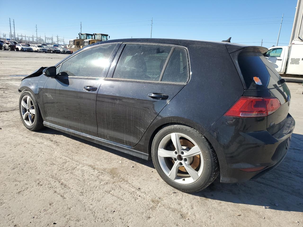 2017 Volkswagen Golf VIN WVWVF7AU7HW177250 Copart auction photo, front end / top/roof damage thumbnail 2