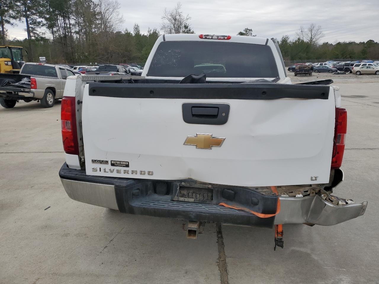 2011 Chevrolet Silverado VIN 3GCPCSE0XBG271401 Copart auction photo, all over damage thumbnail 6