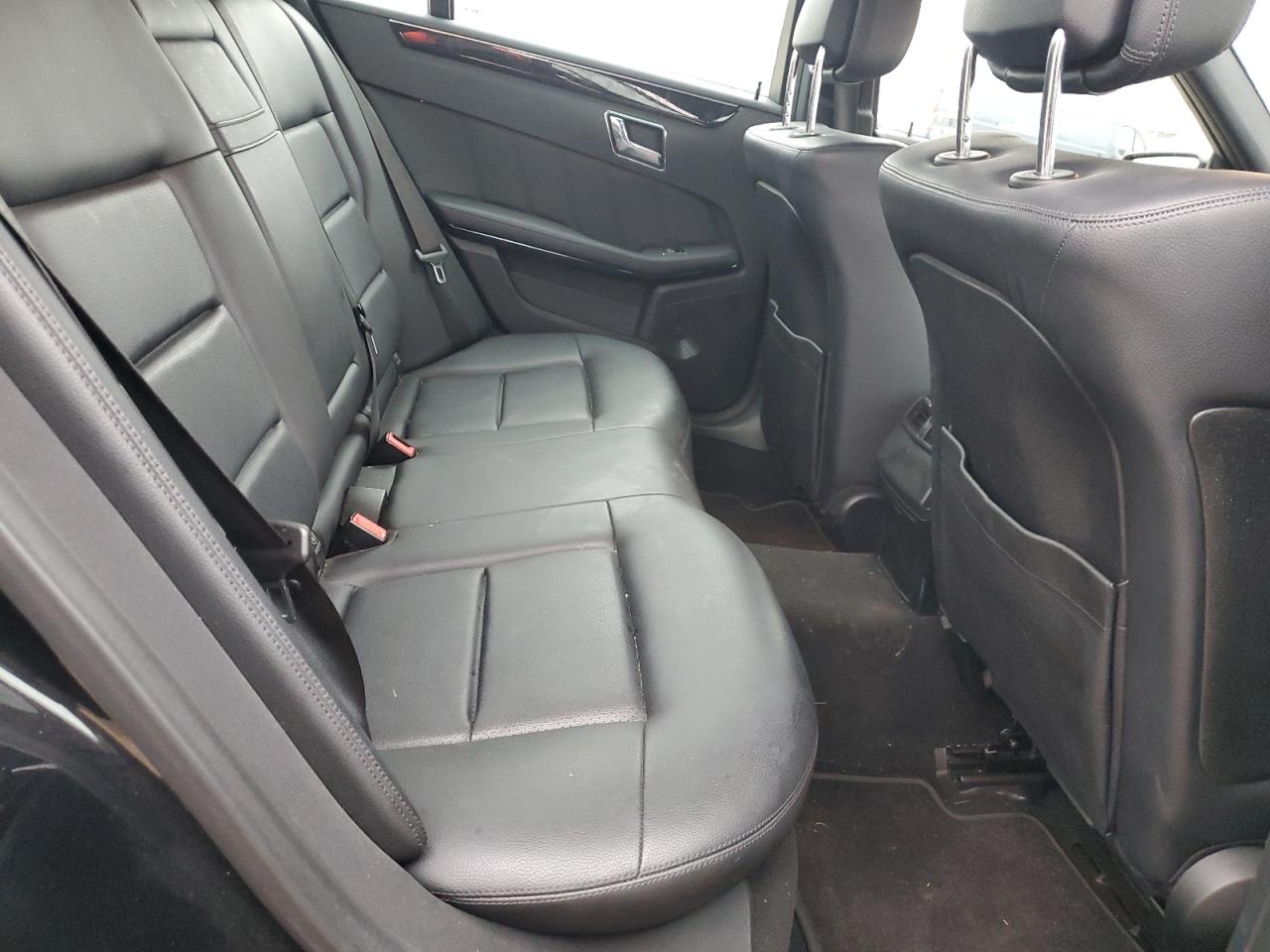 2010 Mercedes-Benz E-klasse VIN WDDHF8HBXAA216560 Copart auction photo, front end / minor dent/scratches damage thumbnail 10
