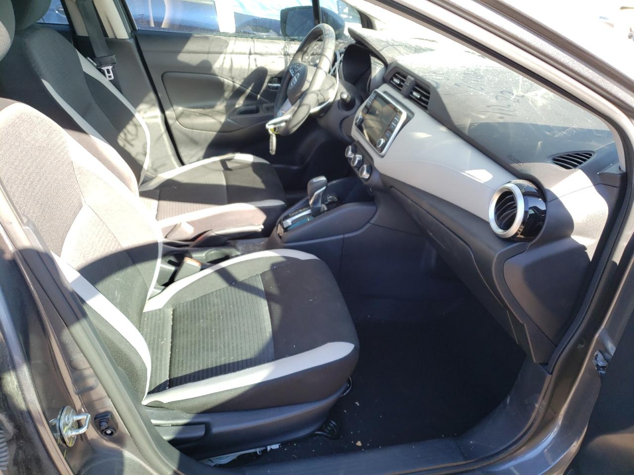 2020 Nissan Versa VIN 3N1CN8EV3LL851575 Copart auction photo, front end damage thumbnail 5