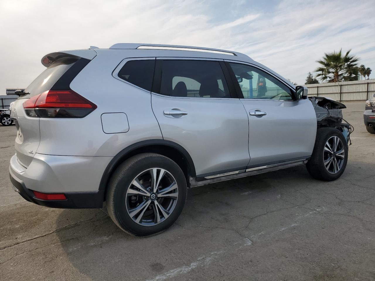 2017 Nissan Rogue VIN JN8AT2MT3HW383733 Copart auction photo, front end damage thumbnail 3