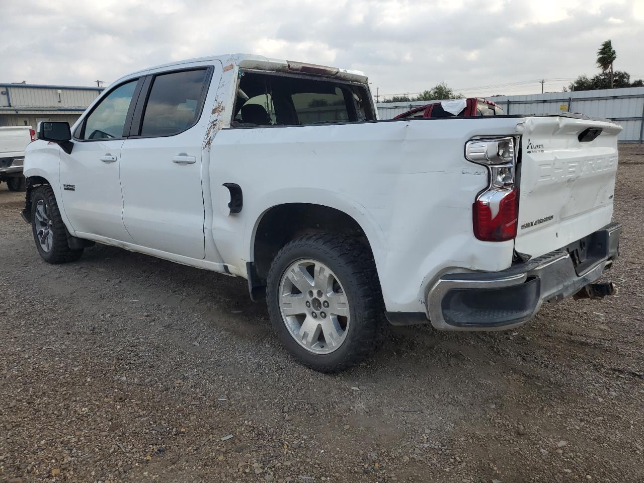 2022 Chevrolet Silverado VIN 1GCUYDED7NZ233504 Copart auction photo, front end / all over damage thumbnail 2