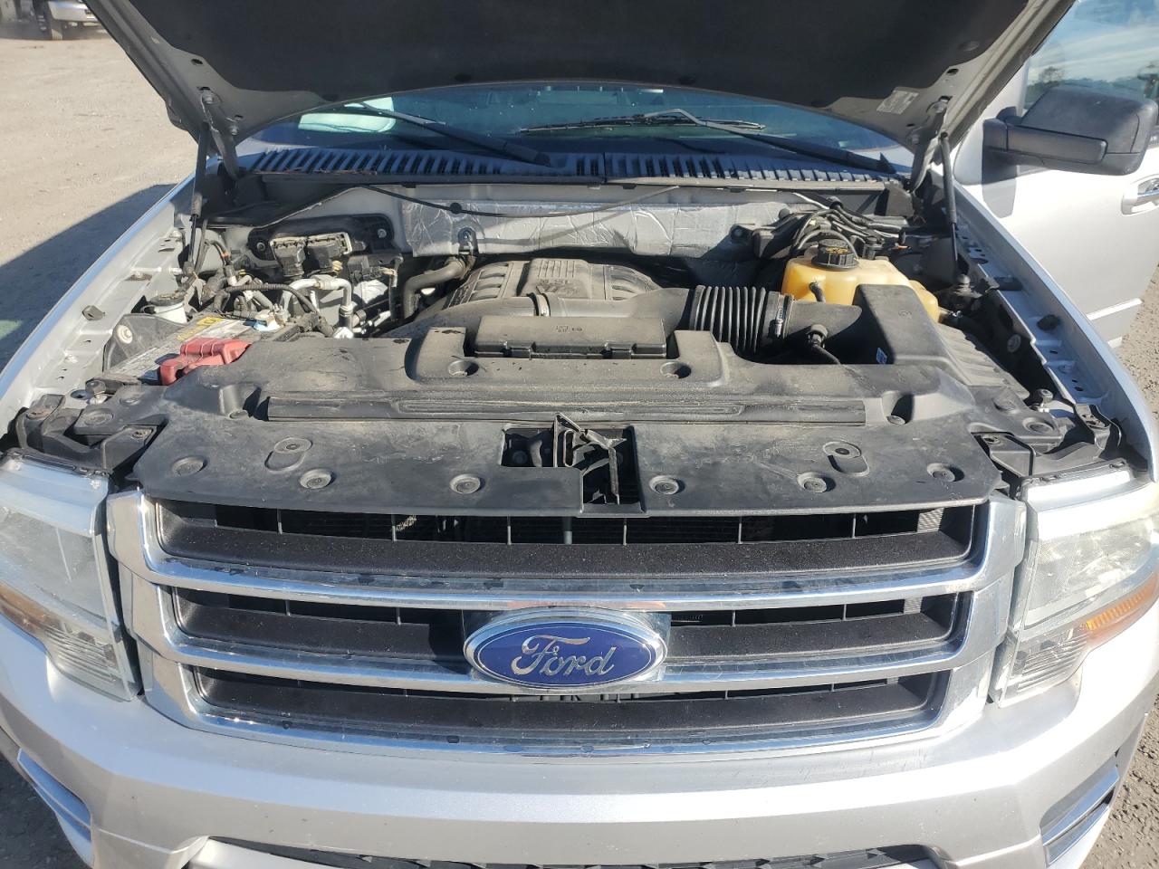 2015 Ford Expedition VIN 1FMJK1JT6FEF38514 Copart auction photo, front end / minor dent/scratches damage thumbnail 12