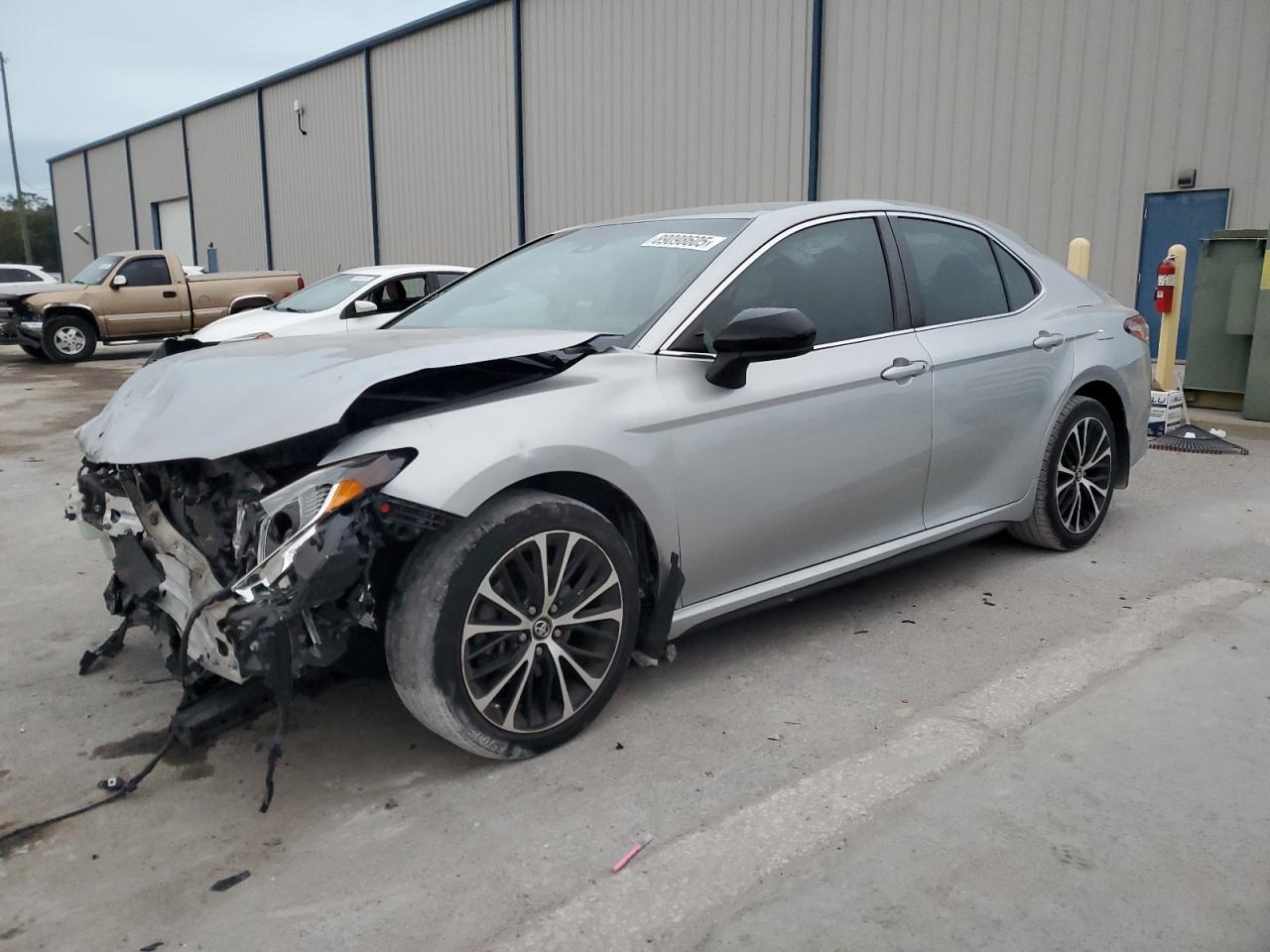 2018 Toyota Camry VIN 4T1B11HK3JU127560