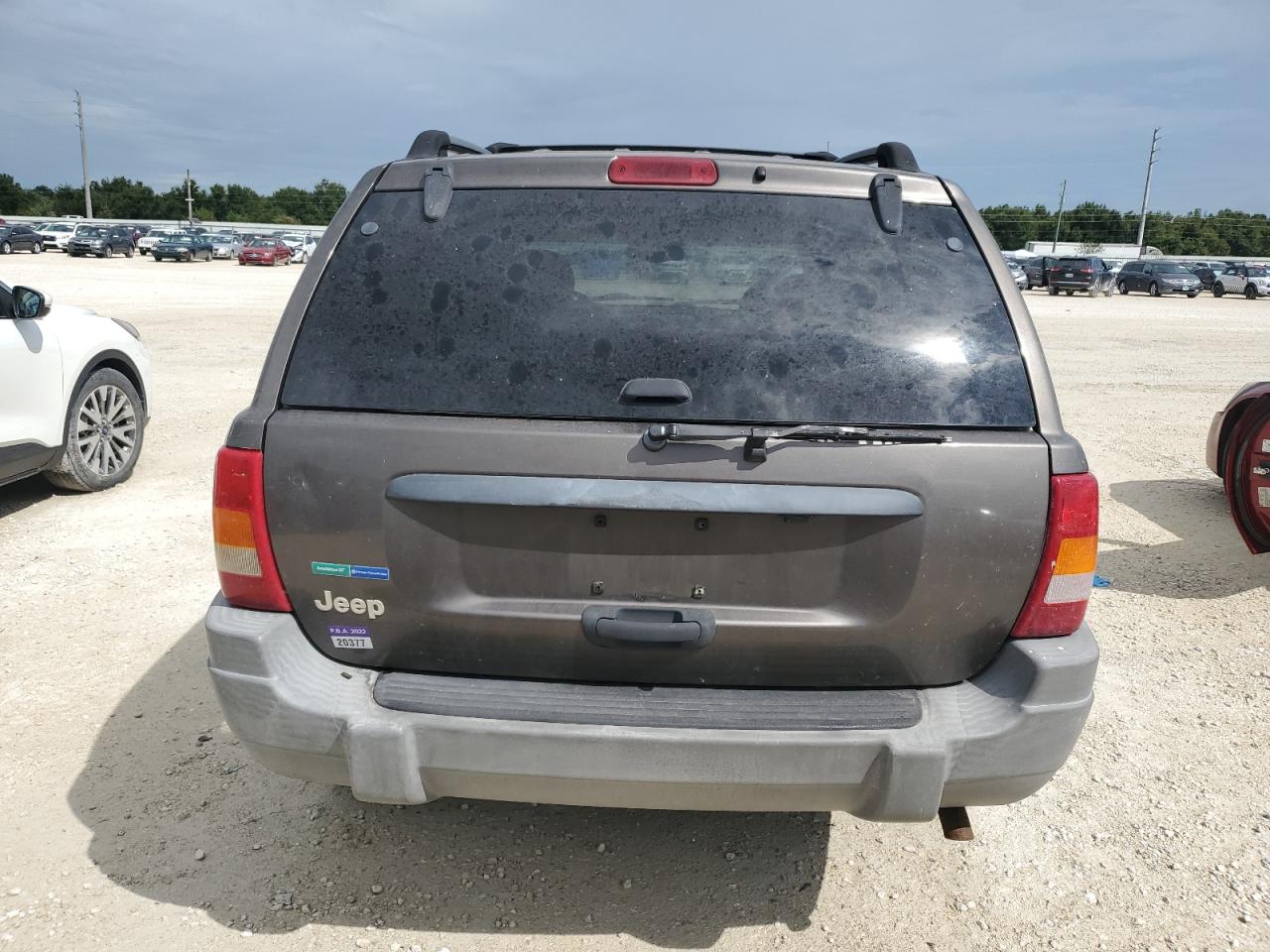 2000 Jeep Grand Cherokee VIN 1J4G248S8YC163151 Copart auction photo, water/flood / minor dent/scratches damage thumbnail 6