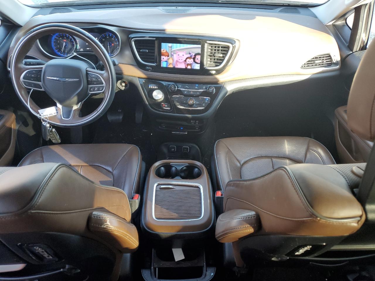 2017 Chrysler Pacifica VIN 2C4RC1GG2HR648173 Copart auction photo, rear end / side damage thumbnail 8