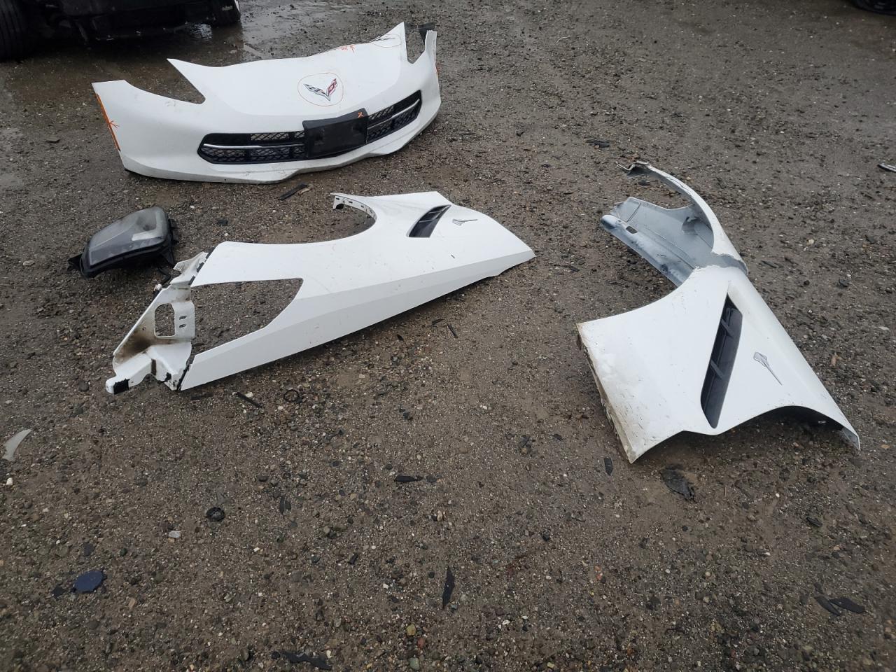 2014 Chevrolet Corvette VIN 1G1YL2D78E5103845 Copart auction photo, front end damage thumbnail 12