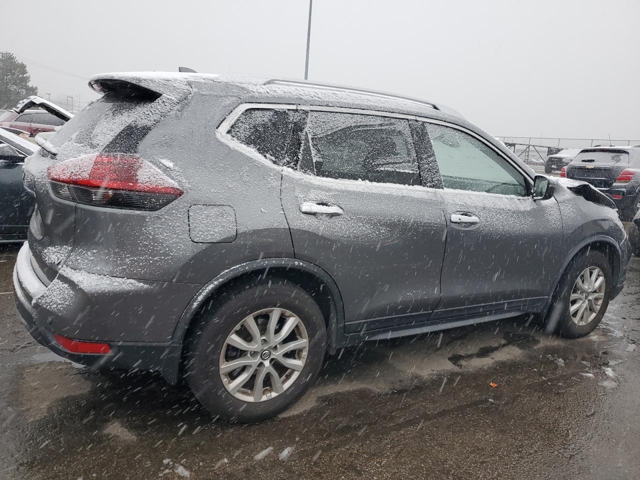 2019 Nissan Rogue VIN JN8AT2MT0KW253142 Copart auction photo, front end damage thumbnail 3