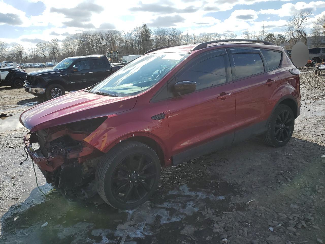 2018 Ford Escape VIN 1FMCU9GD5JUD46453