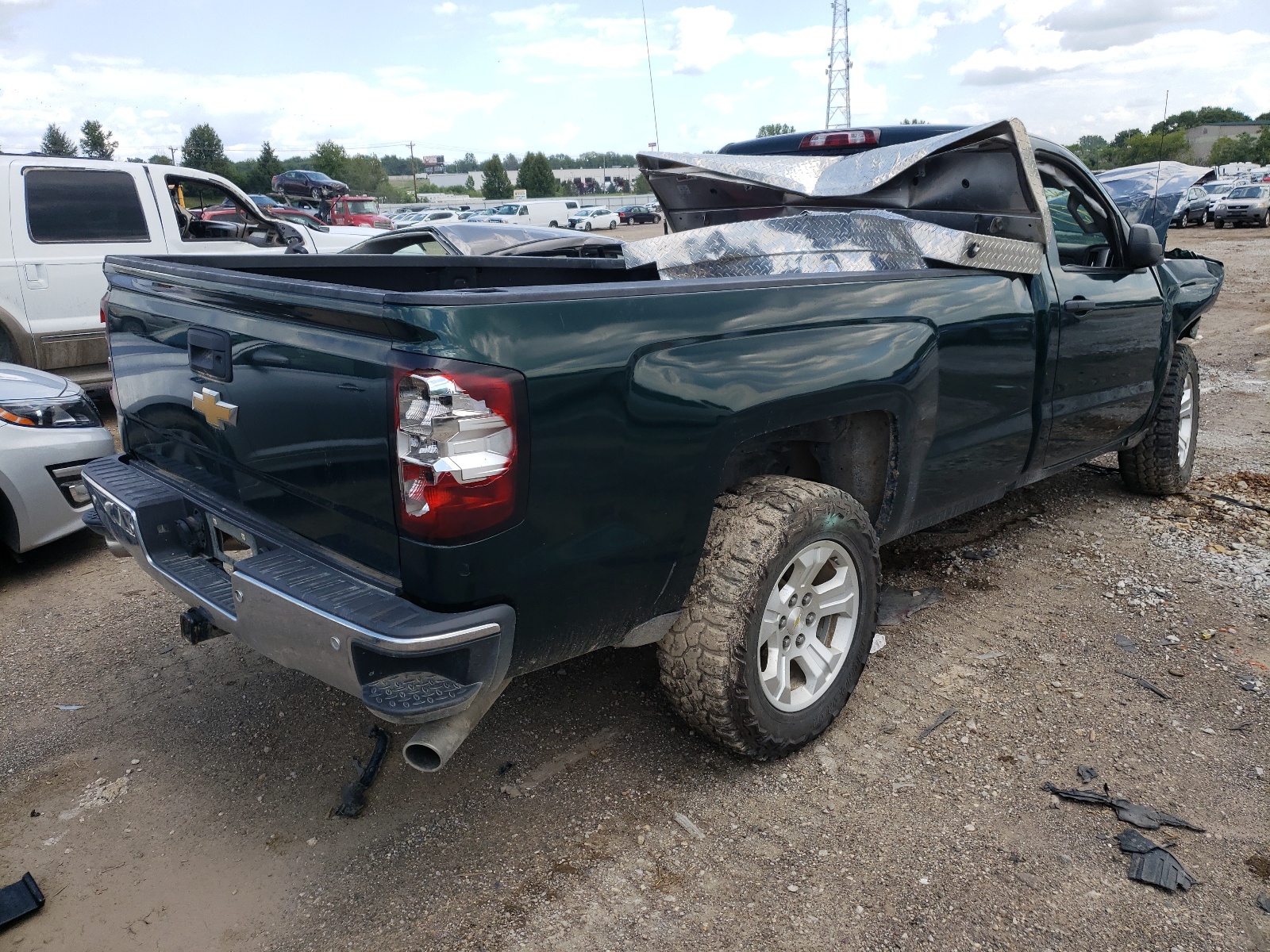 2014 Chevrolet Silverado VIN 1GCNKREC2EZ392716 Copart auction photo, front end / rear end damage thumbnail 4