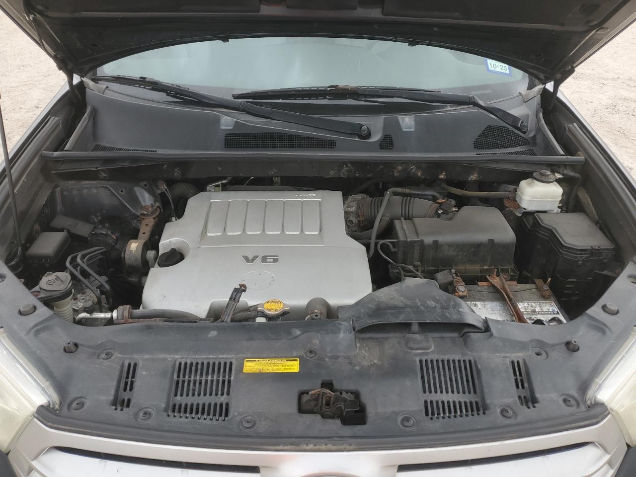 2011 Toyota Highlander VIN 5TDBK3EH9BS044906 Copart auction photo, minor dent/scratches / front end damage thumbnail 12