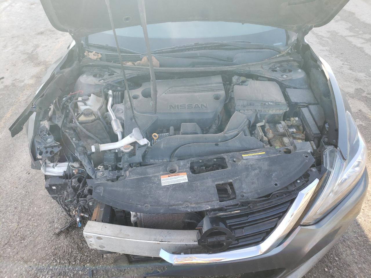 2018 Nissan Altima VIN 1N4AL3AP2JC168754 Copart auction photo, front end / hail damage thumbnail 11