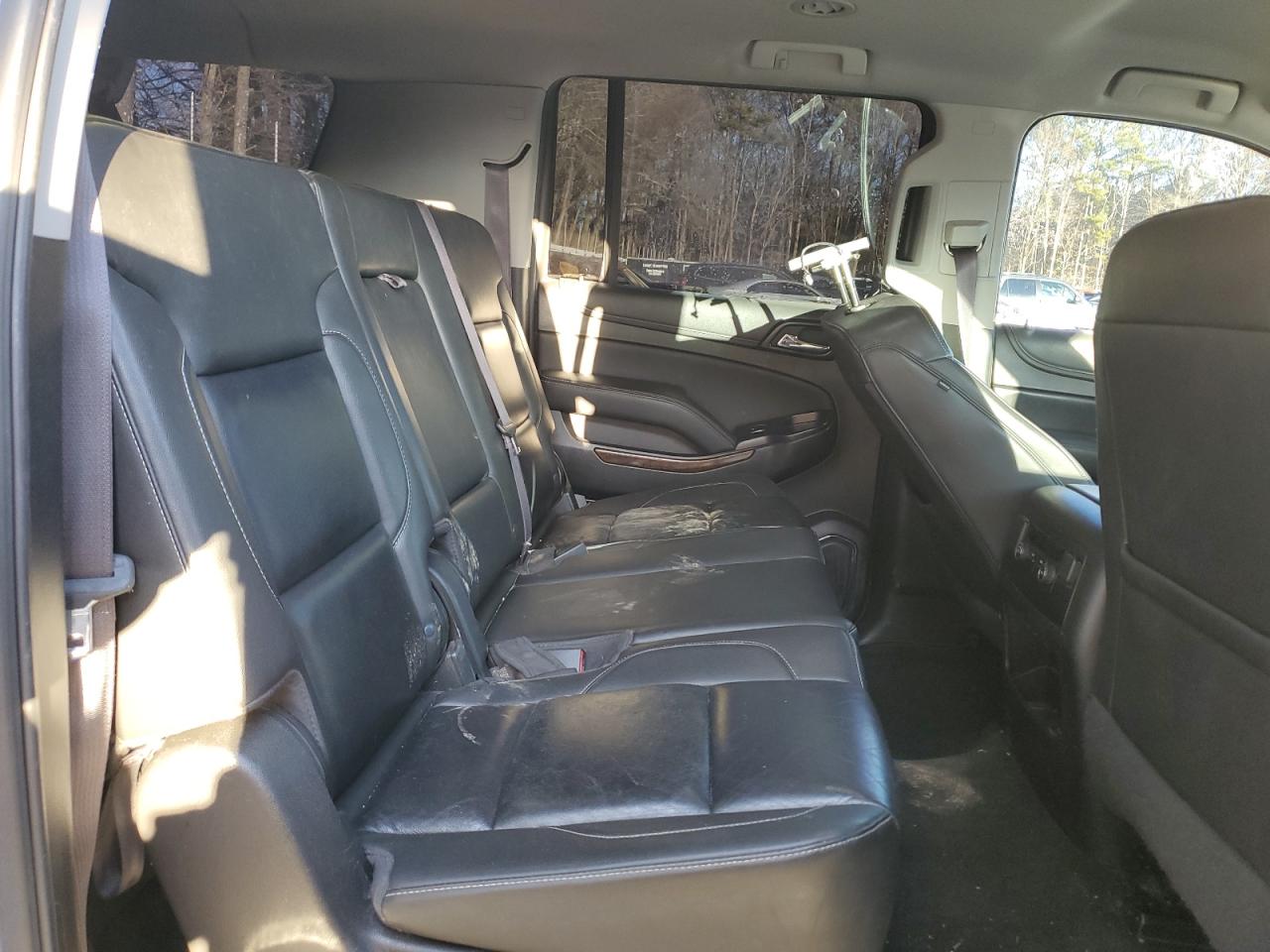 2016 Chevrolet Suburban VIN 1GNSCHKC3GR460630 Copart auction photo, front end damage thumbnail 11