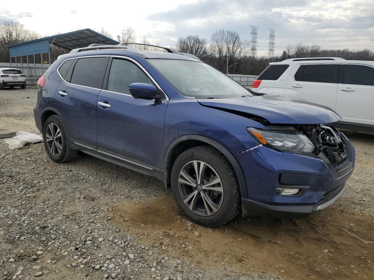 2017 Nissan Rogue VIN JN8AT2MT3HW145672 Copart auction photo, front end damage thumbnail 4