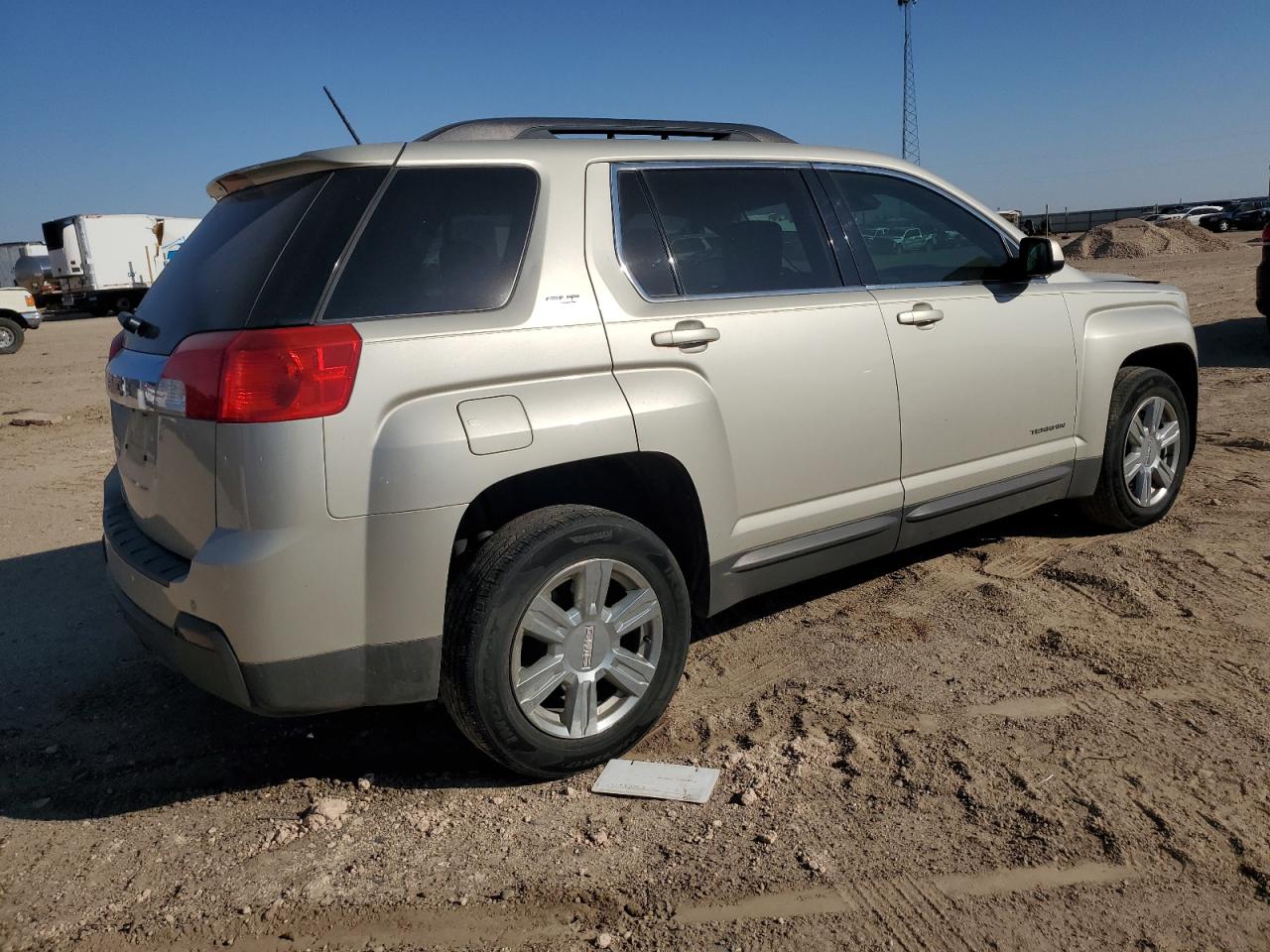 2015 GMC Terrain VIN 2GKALSEK7F6323113 Copart auction photo, front end / minor dent/scratches damage thumbnail 3