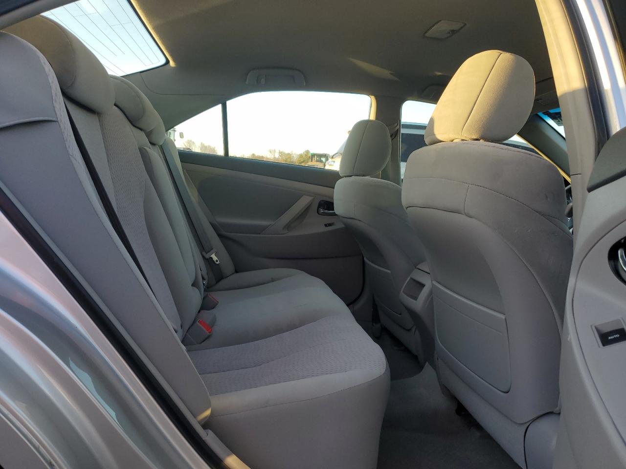 2010 Toyota Camry VIN 4T1BF3EK1AU114100 Copart auction photo, front end / minor dent/scratches damage thumbnail 11