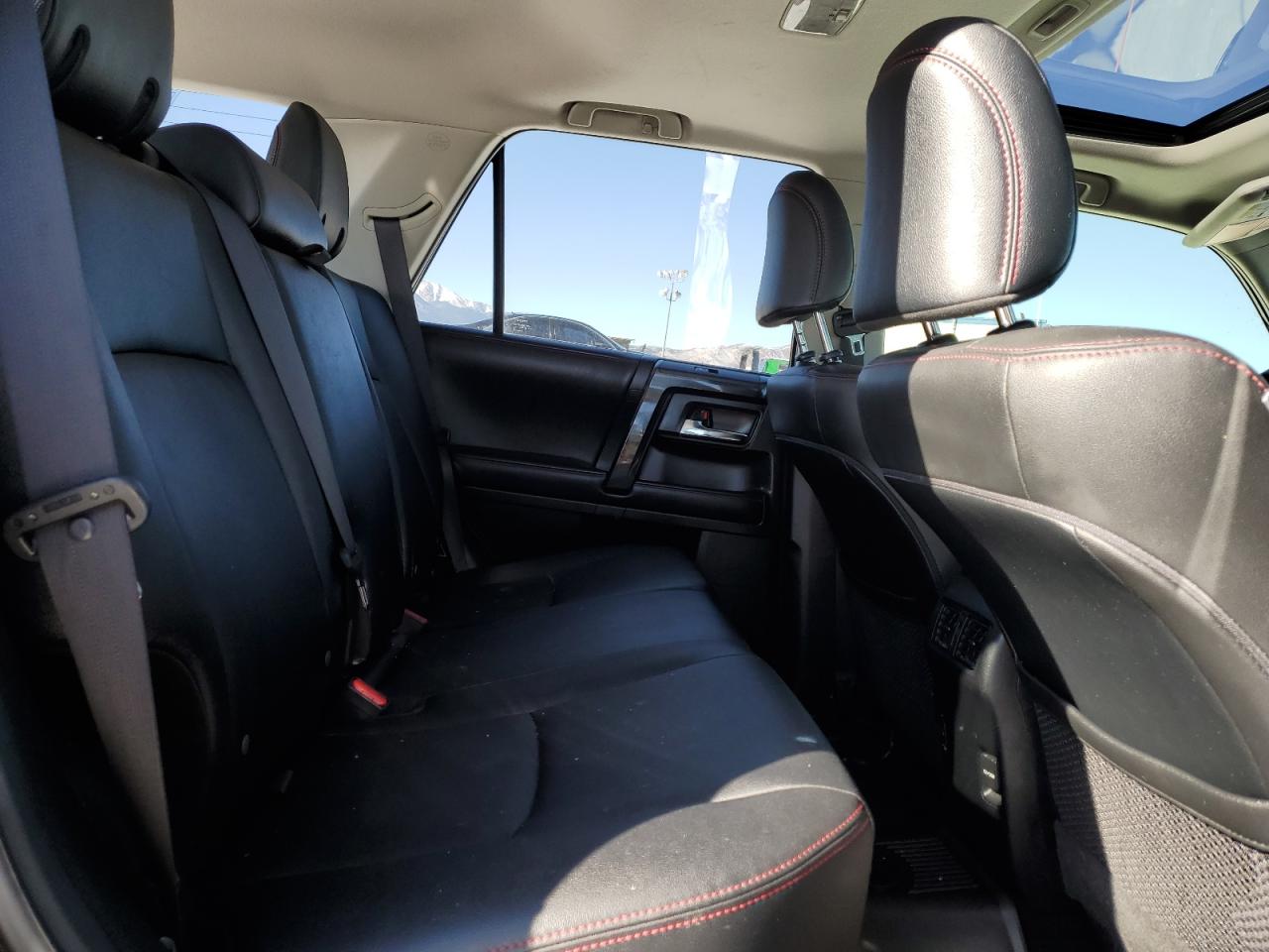 2019 Toyota 4Runner VIN JTEBU5JR1K5715488 Copart auction photo, rear end damage thumbnail 11