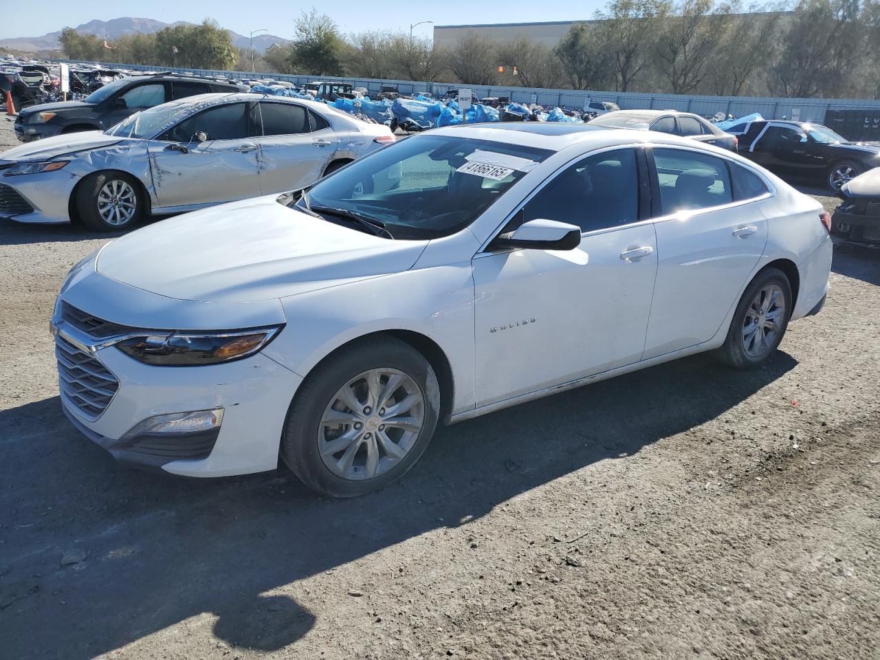 2022 Chevrolet Malibu VIN 1G1ZD5ST3NF115642