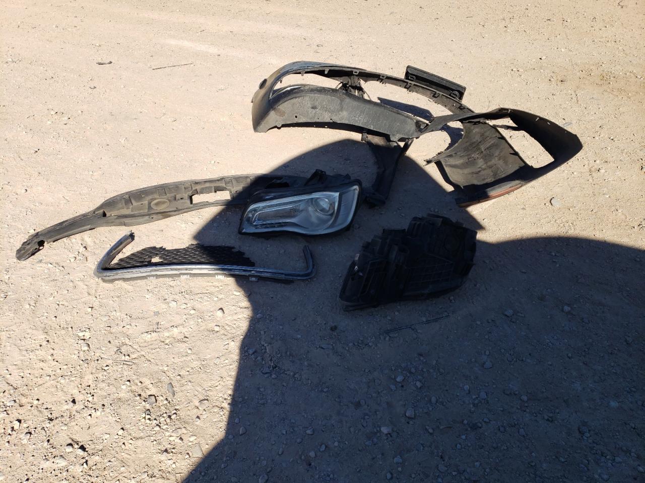 2016 Chrysler 300 VIN 2C3CCAEG4GH282234 Copart auction photo, front end damage thumbnail 14