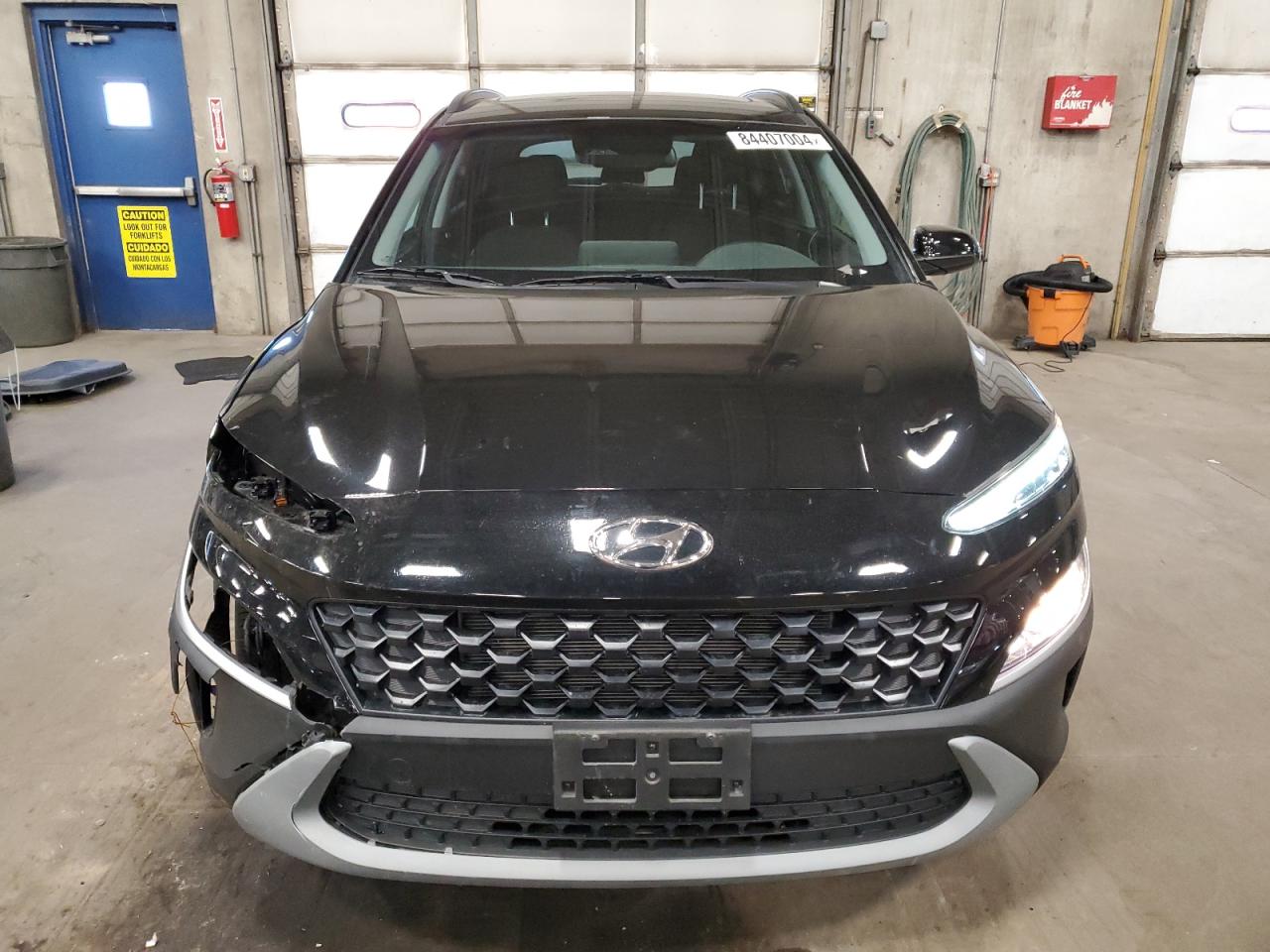 2023 Hyundai Kona VIN KM8K3CAB8PU929465 Copart auction photo, all over damage thumbnail 5