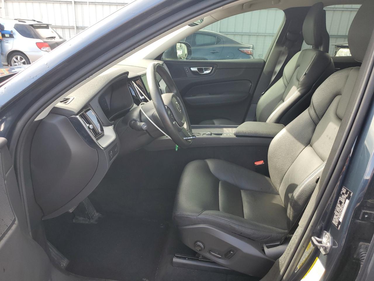 2018 Volvo XC60 VIN YV4A22RK9J1093169 Copart auction photo, front end / side damage thumbnail 7