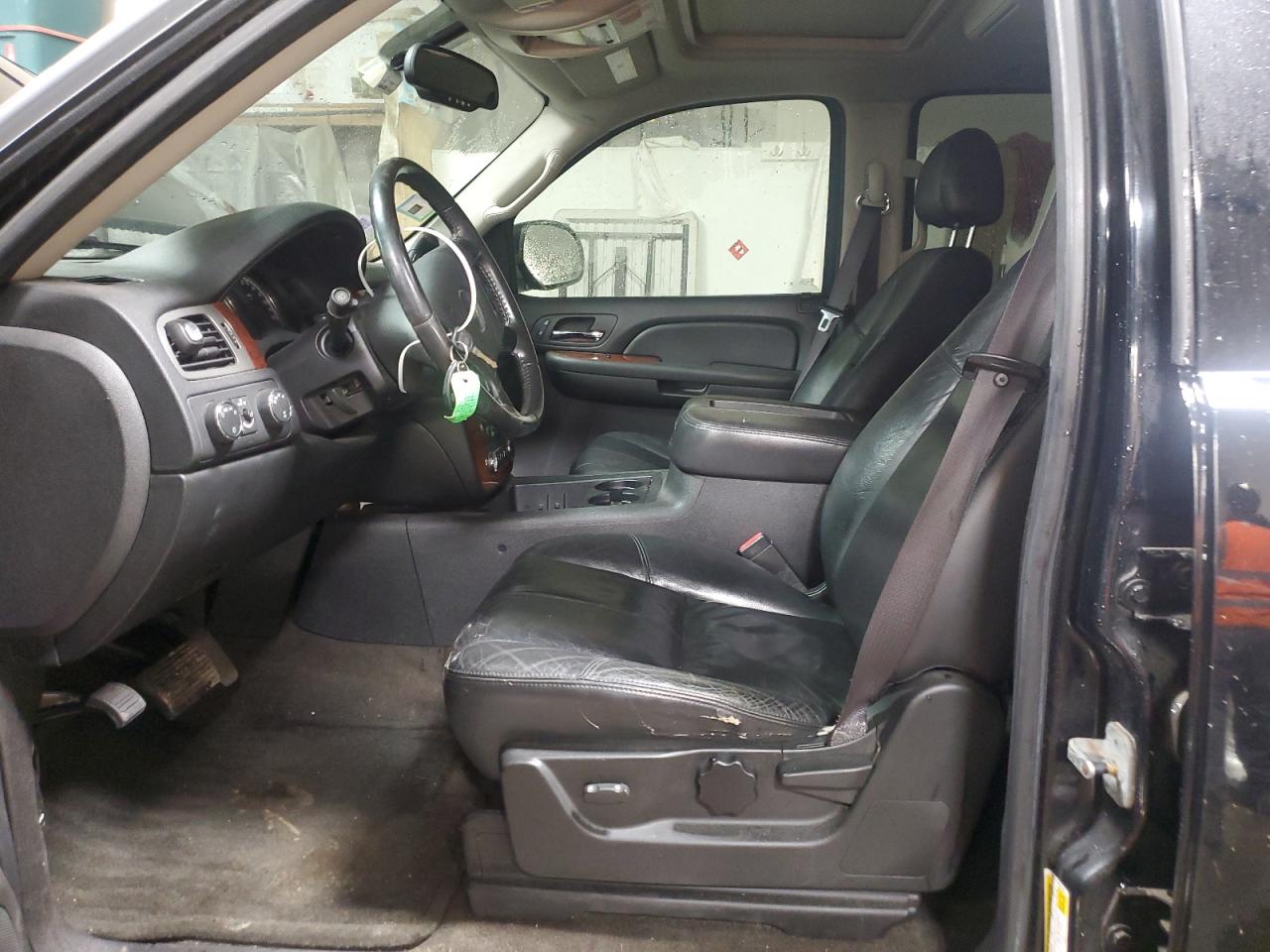 2009 Chevrolet Tahoe VIN 1GNFK13529R106242 Copart auction photo, front end damage thumbnail 7
