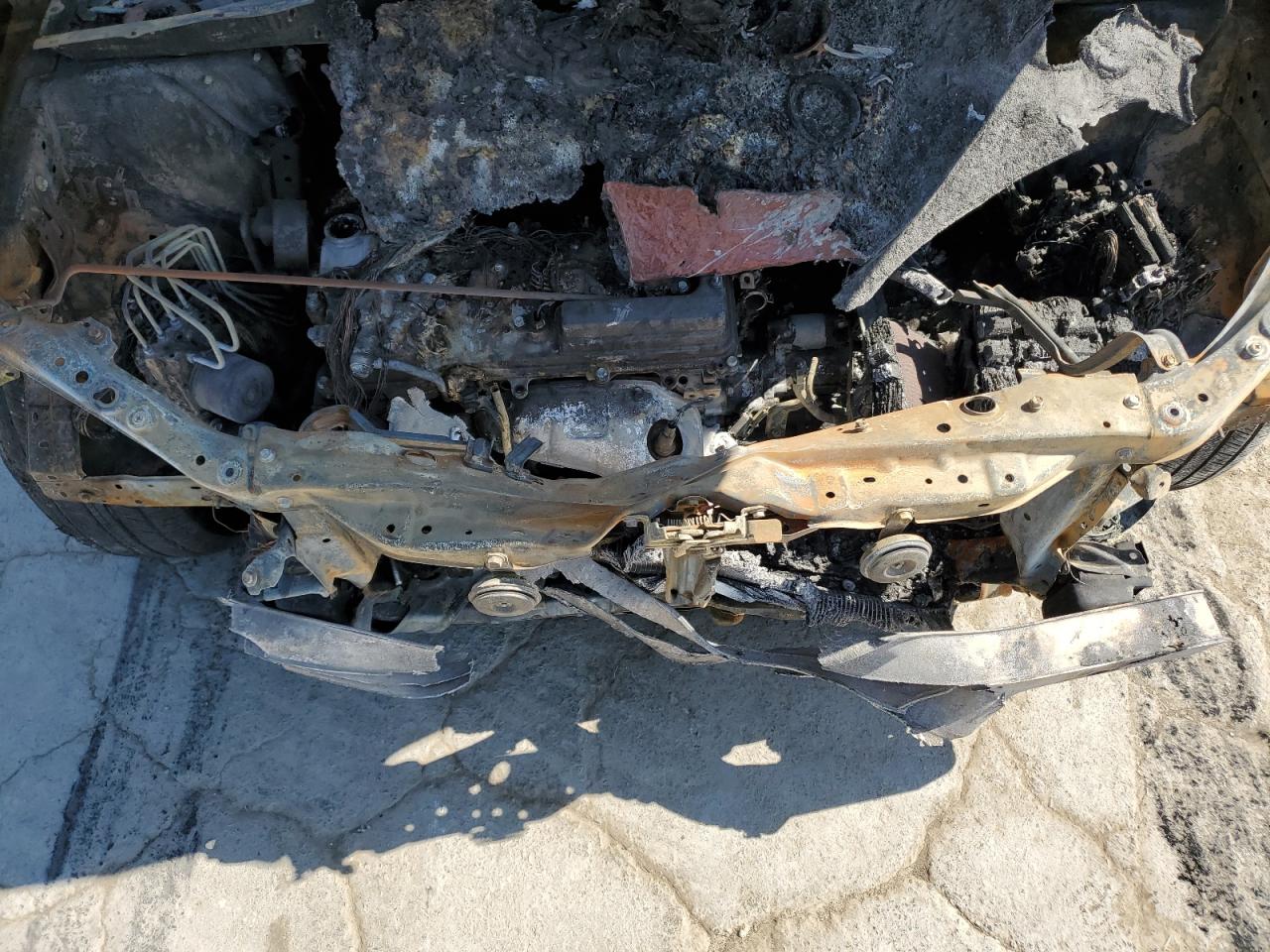 2010 Toyota Highlander VIN 5TDYK3EH0AS009583 Copart auction photo, burn damage thumbnail 12